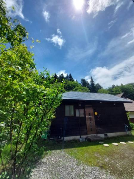 山小屋紡